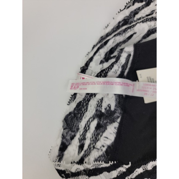 Victoria's Secret PINK Panties Lot 4 Pairs Small Leopard Zebra Stars Heartbreake - Picture 11 of 12